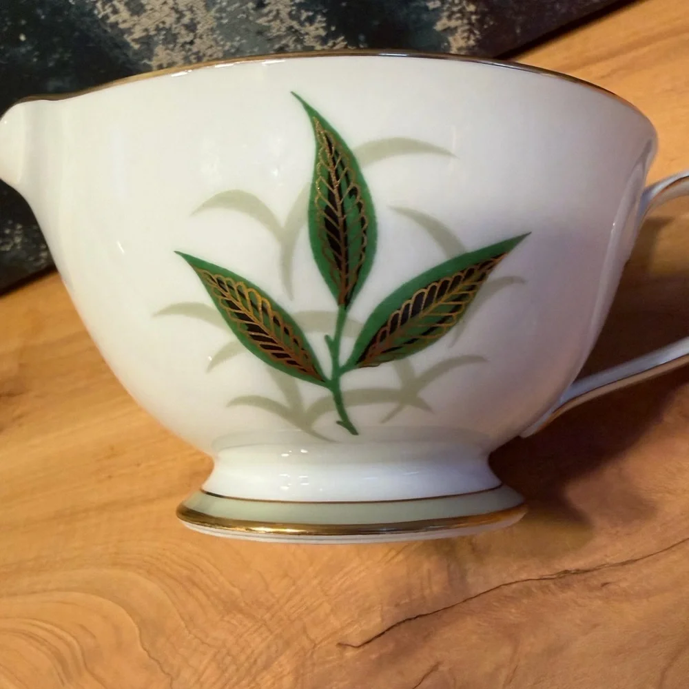 Noritake‎ Greenbay Creamer and Lidded Sugar Bowl Set
